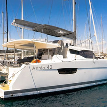 Fountaine Pajot Astrea 42