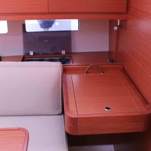 Dufour 382