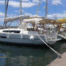 Dufour 382