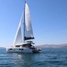 Lagoon 40