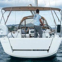 Dufour 350