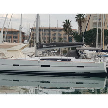 Dufour 460