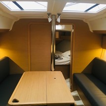 Dufour 360