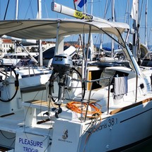 Beneteau Oceanis 38
