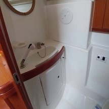 Beneteau Oceanis 43