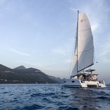 Fountaine Pajot Astréa 42