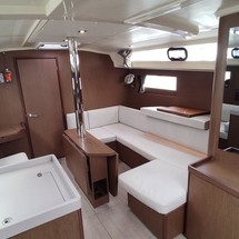 Beneteau Oceanis 41.1