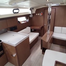 Beneteau Oceanis 41.1