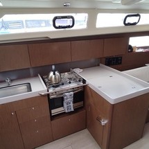 Beneteau Oceanis 41.1