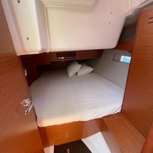 Dufour 390