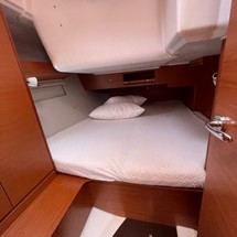 Dufour 390