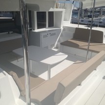 Lagoon 450 F