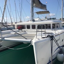 Lagoon 450 F