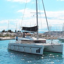 Lagoon 450 F