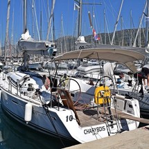 Beneteau First 45
