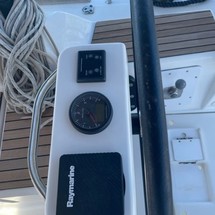 Dufour 360