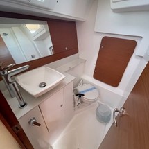 Dufour 360