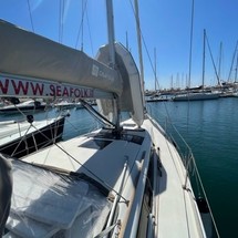 Dufour 360