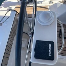 Dufour 360