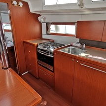 Beneteau Oceanis 38