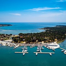 Beneteau Oceanis 38