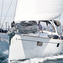 Beneteau Oceanis 48
