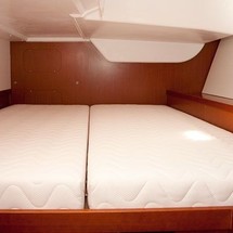 Beneteau Oceanis 48