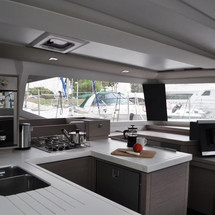Fountaine Pajot Astréa 42