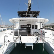 Lagoon 450 F