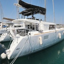Lagoon 450 F
