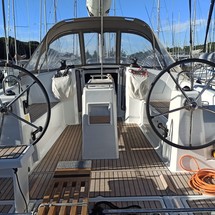 Beneteau Oceanis 38.1