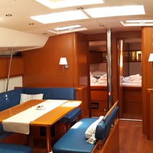 Beneteau Oceanis 54