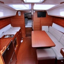 Dufour 382