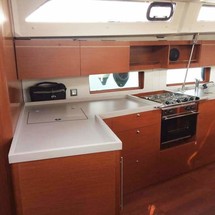 Beneteau Oceanis 46