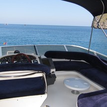 Sea ray 400 sedan bridge