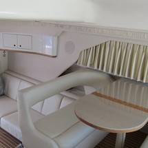 Sea ray 400 sedan bridge