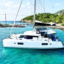 Lagoon 42