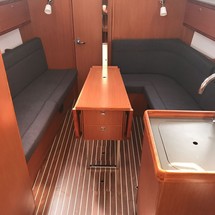 Bavaria CRUISER 34