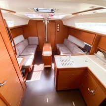 Dufour 382