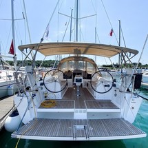 Dufour 382