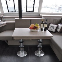 Fountaine Pajot Astréa 42