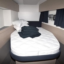 Fountaine Pajot Astréa 42
