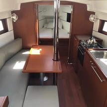 Beneteau Oceanis 35.1