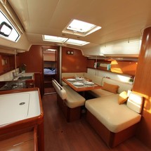 Beneteau Oceanis 40