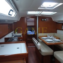 Beneteau Oceanis 40