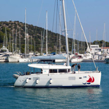 Lagoon 400