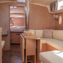Beneteau Oceanis 41.1