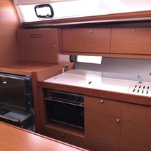 Dufour 382