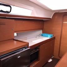 Dufour 382