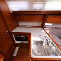 Dufour 350